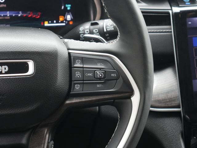 Used 2023 Jeep Grand Cherokee 4WD 4xe w/ Luxury Tech Group II image 20