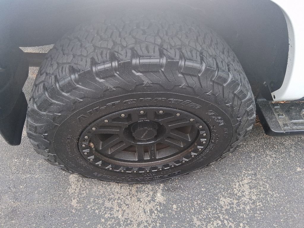 Used 2019 Toyota 4Runner SR5 w/ Wilderness Package AWD/4WD image 9
