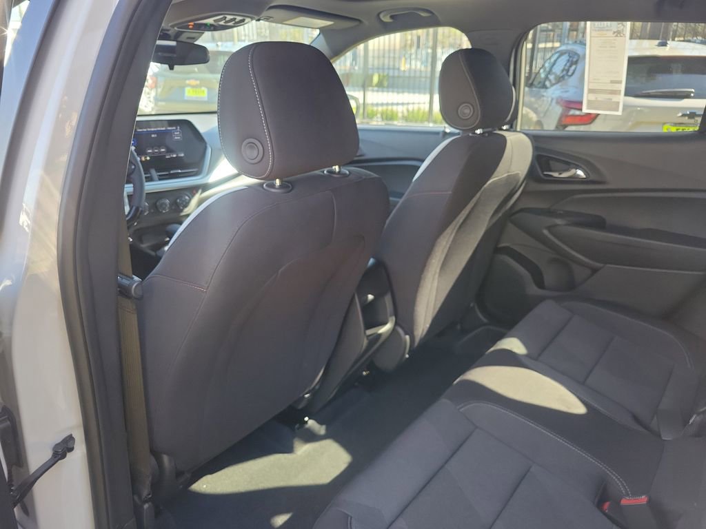 New 2026 Chevrolet Trax RS w/ Sunroof Package image 12