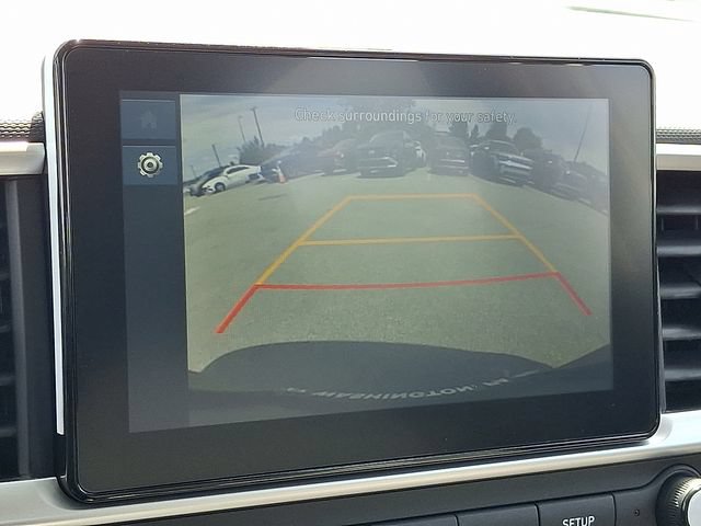 New 2026 Hyundai Venue FWD image 18