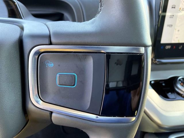 Used 2025 Ford Expedition Active image 19