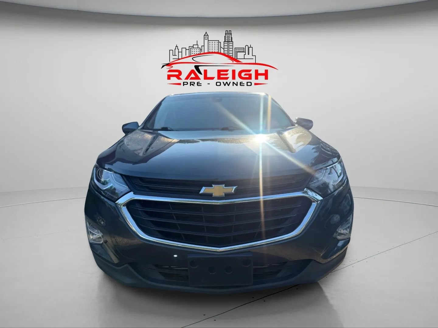 Used 2021 Chevrolet Equinox LT AWD/4WD image 2