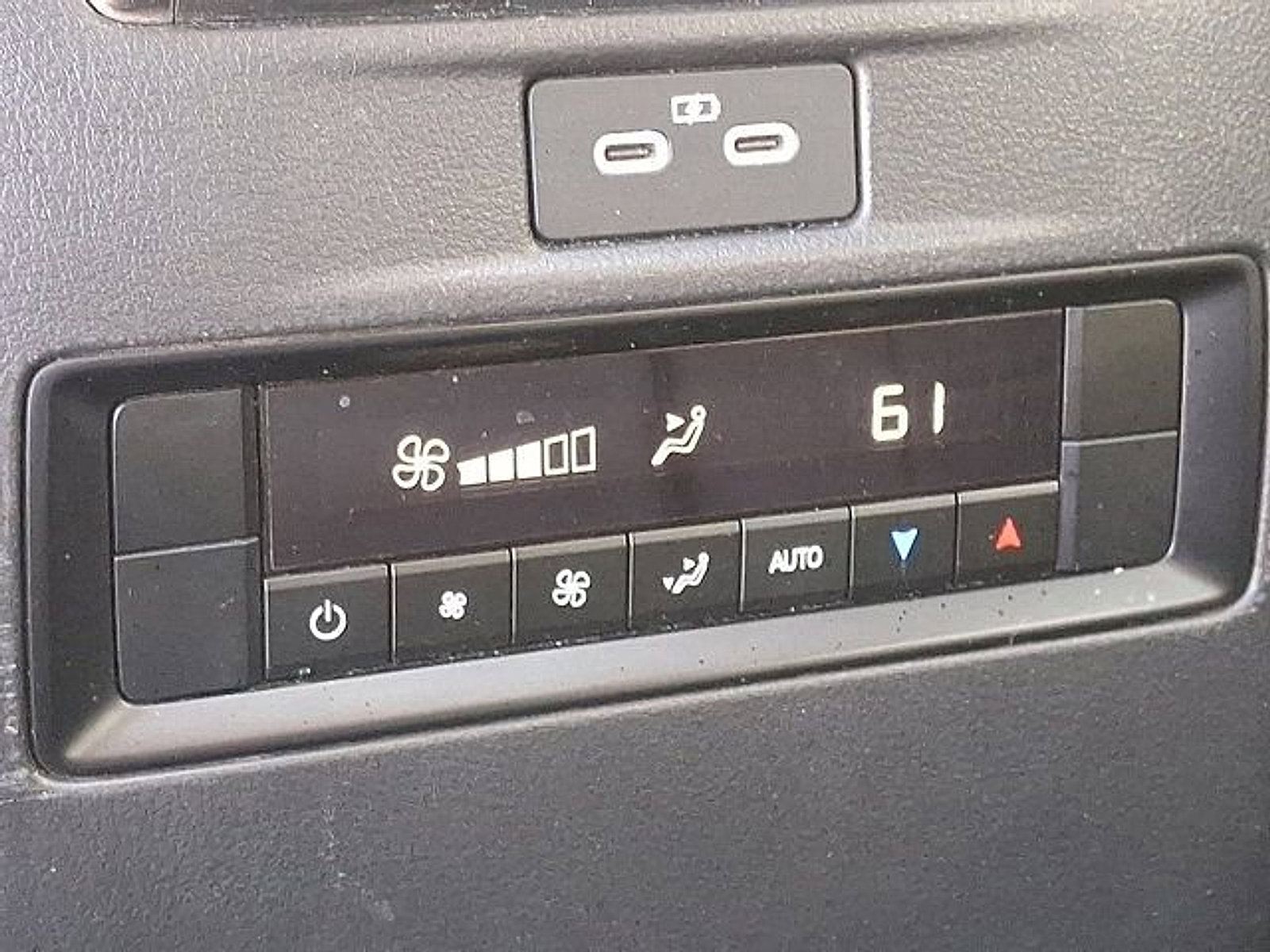 Used 2024 MAZDA CX-90 Plug-In Hybrid w/ Preferred image 11