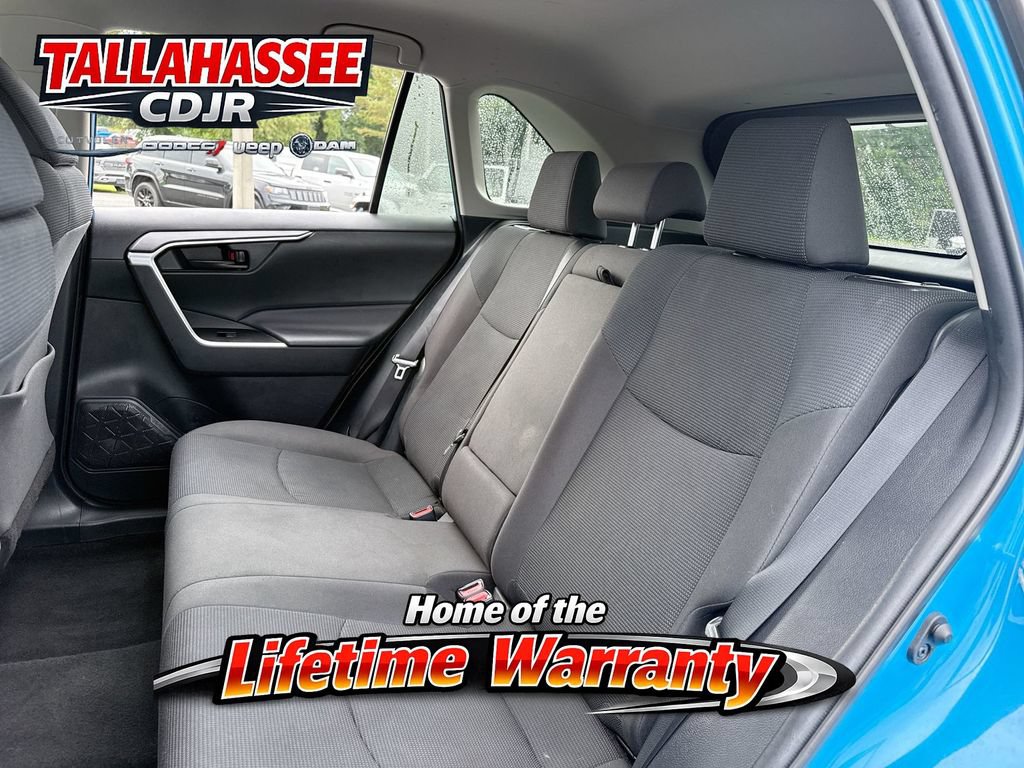 Used 2021 Toyota RAV4 LE FWD image 25