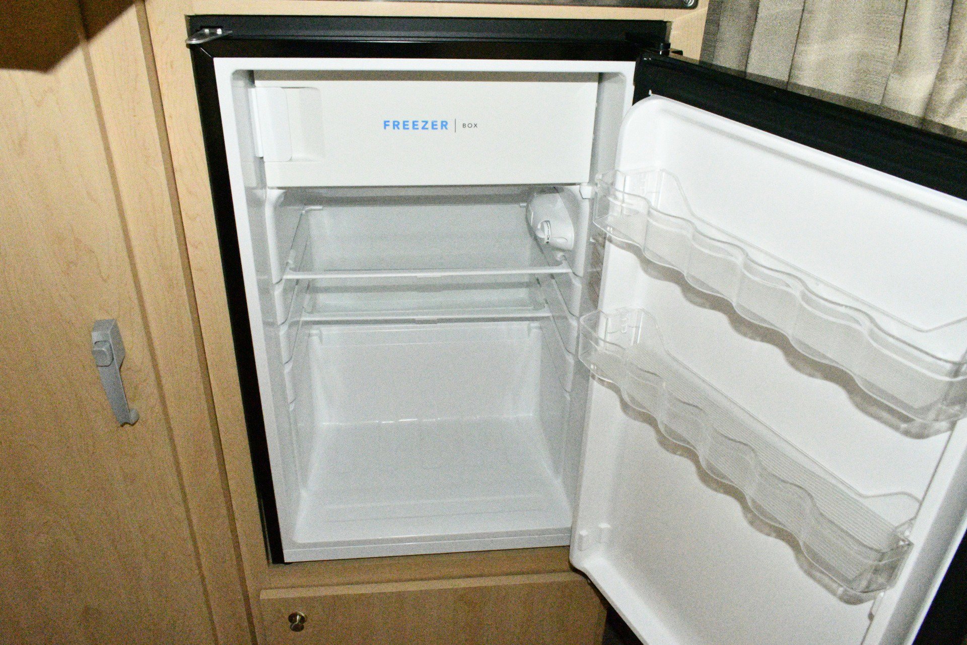 Used 2019 RAM ProMaster 3500 w/ Interior Convenience Group image 34