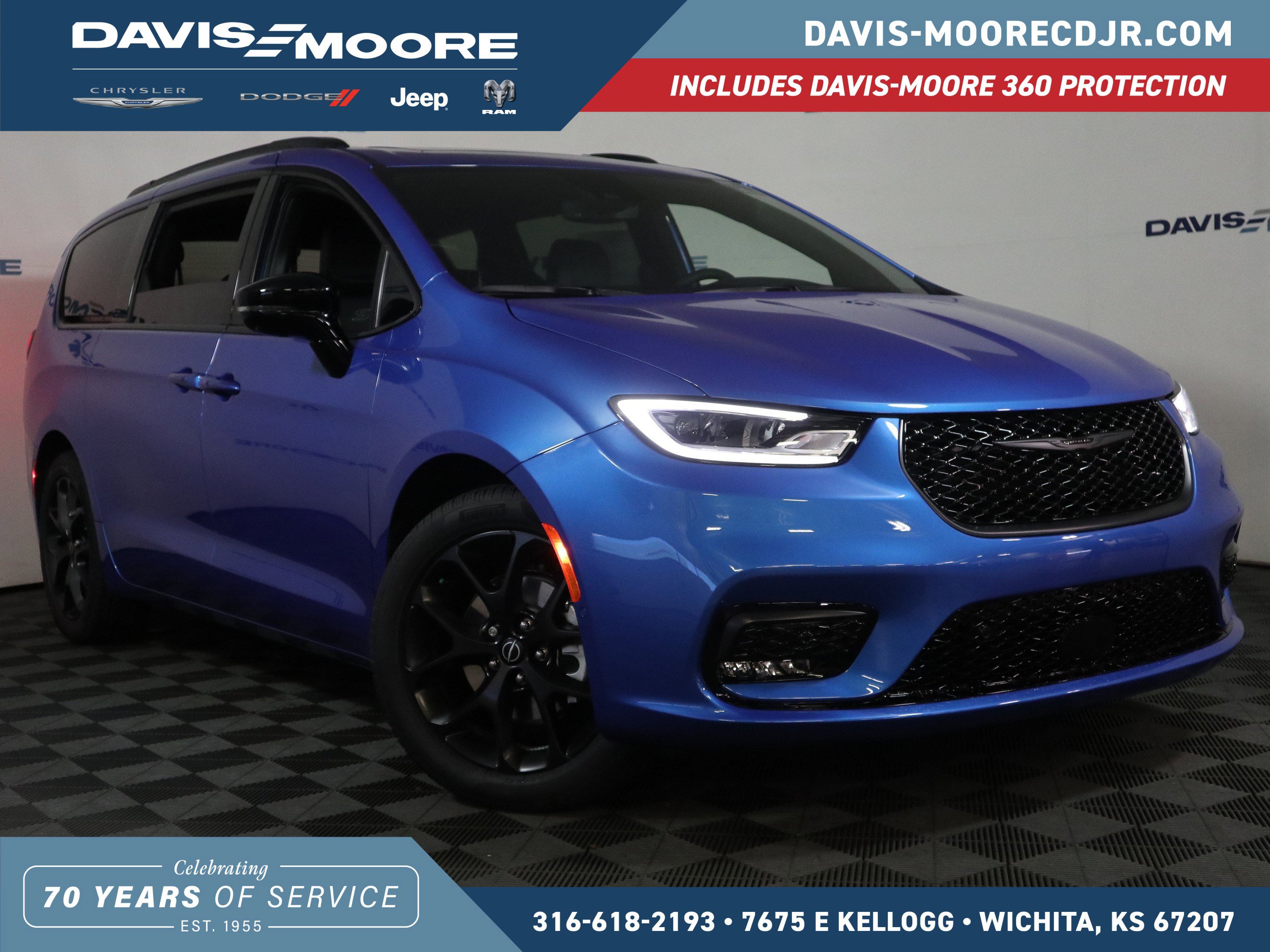 New 2026 Chrysler Pacifica Limited w/ S Appearance Package