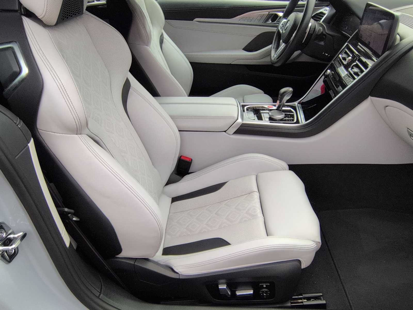 Used 2024 BMW M8 Competition AWD/4WD image 19