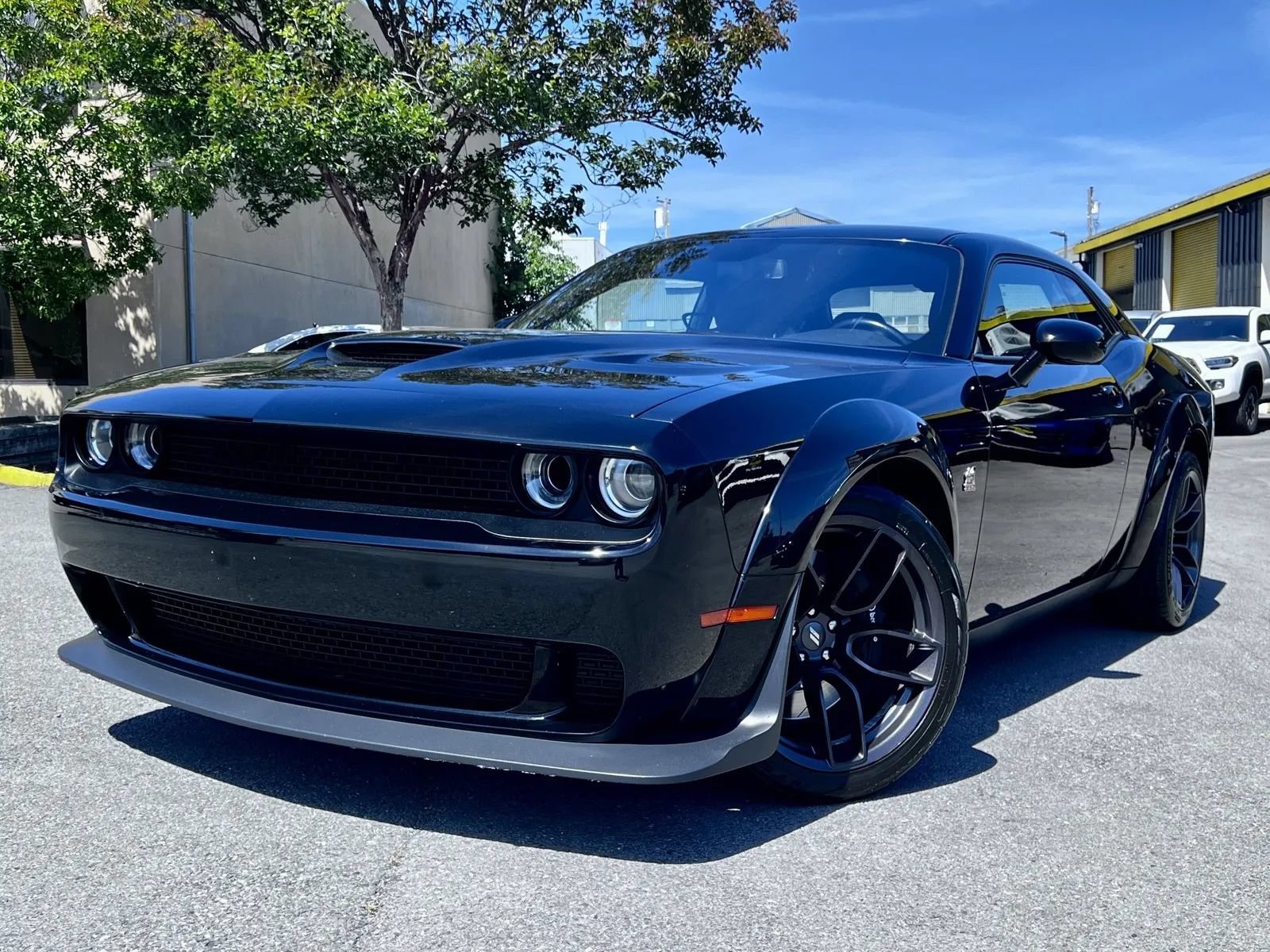 Used 2019 Dodge Challenger R/T Scat Pack w/ Widebody Package RWD image 2