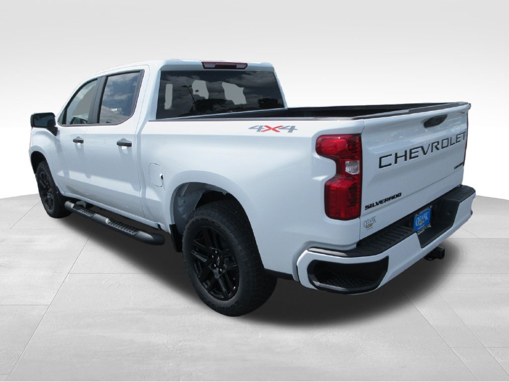 New 2026 Chevrolet Silverado 1500 Custom w/ Turbomax Blackout Package AWD/4WD image 4