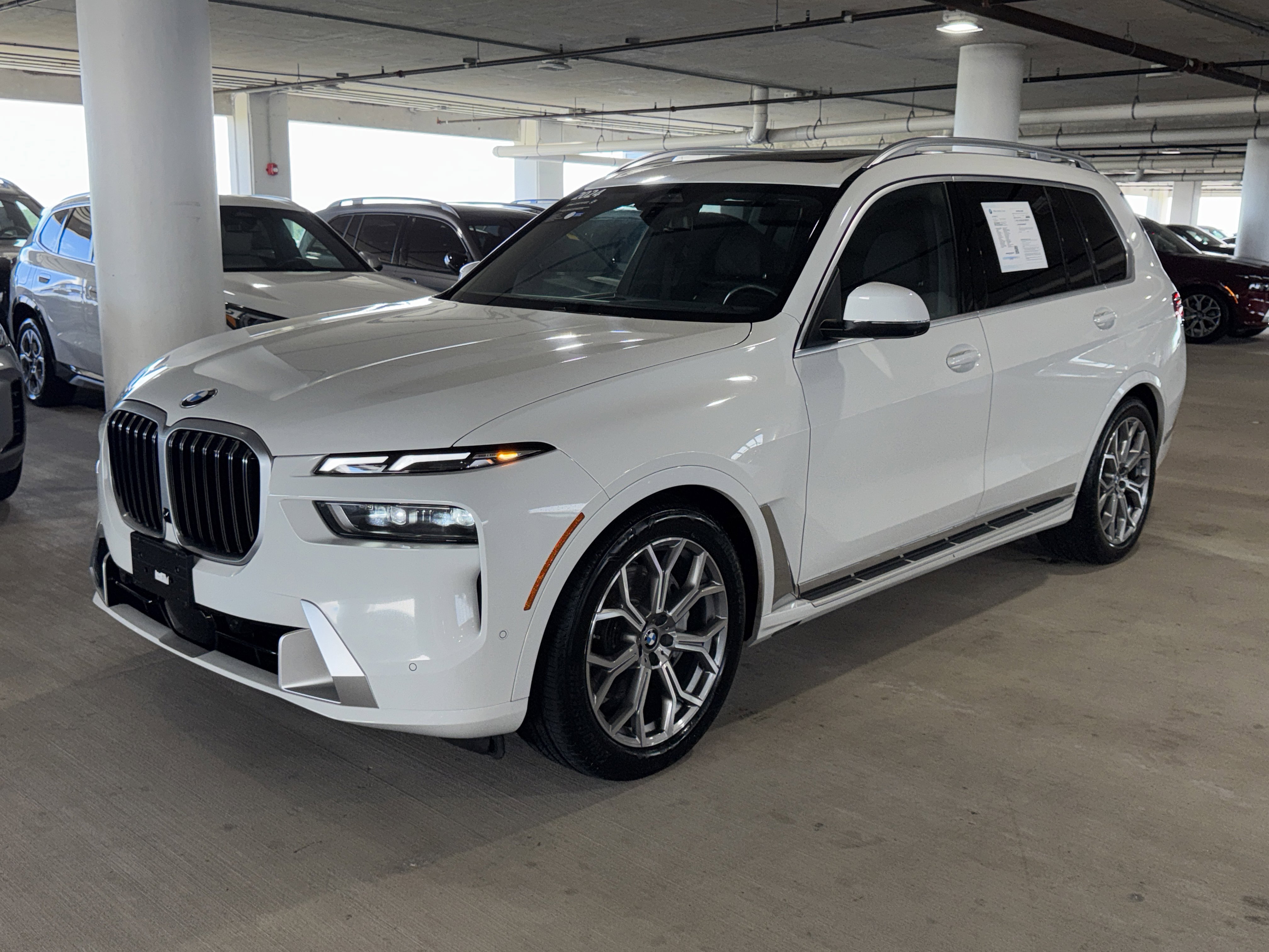 Certified 2024 BMW X7 xDrive40i image 4
