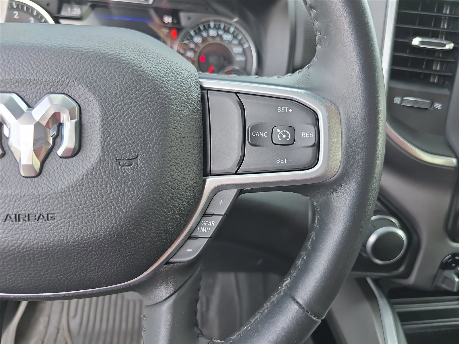 Used 2022 RAM 1500 Big Horn image 32