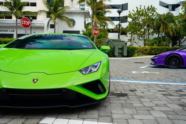 Used 2021 Lamborghini Huracan EVO RWD image 8