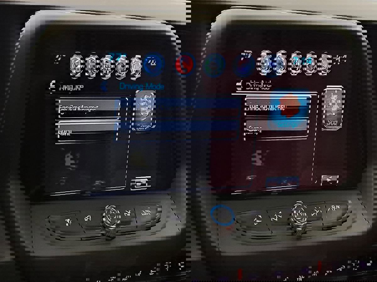 Used 2017 Chevrolet Camaro SS image 29