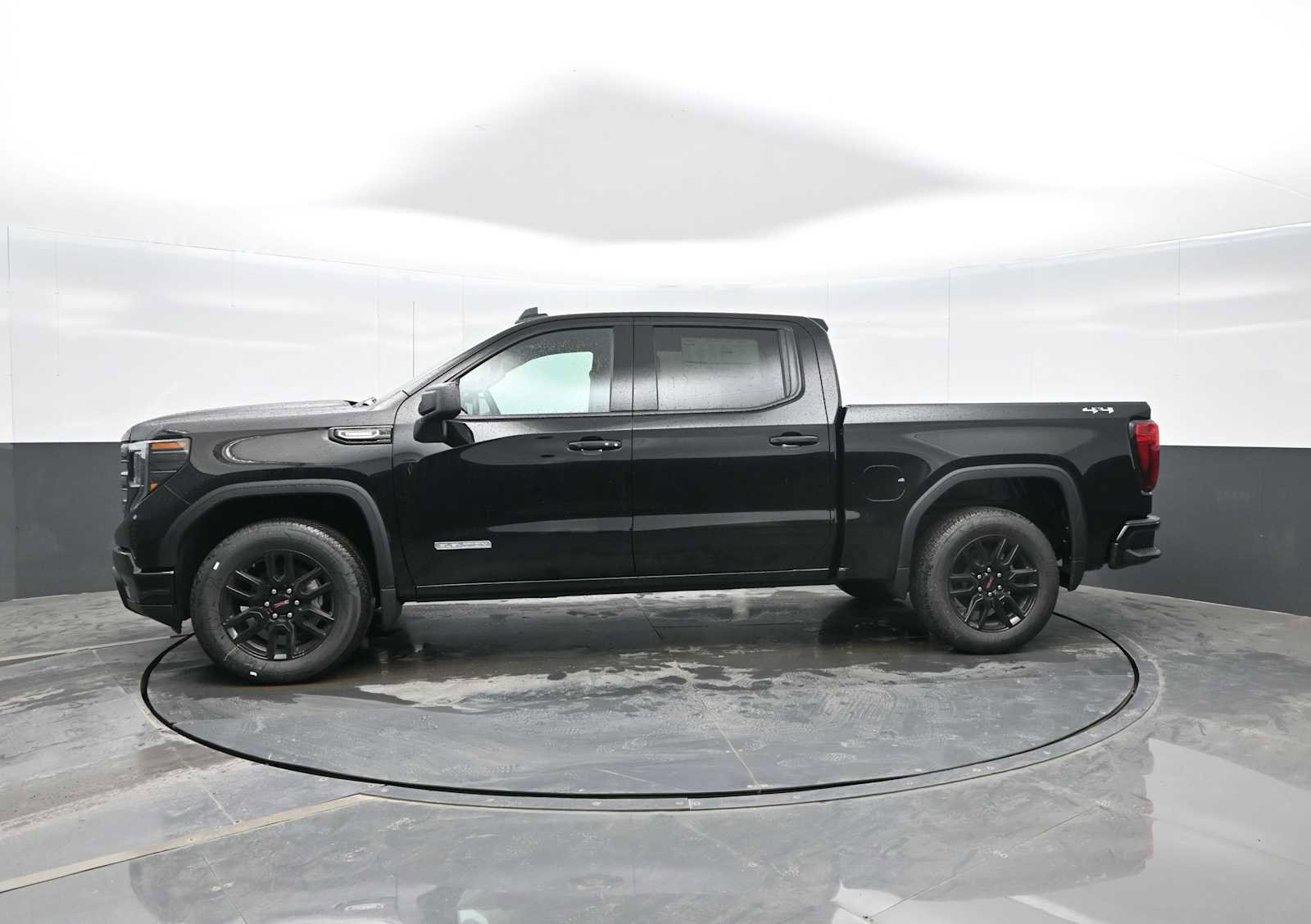 New 2026 GMC Sierra 1500 Elevation image 5
