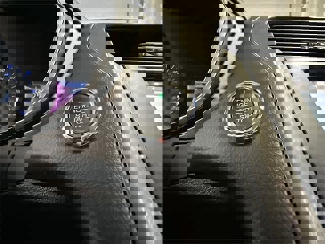 Used 2019 Ford Fusion SE image 10