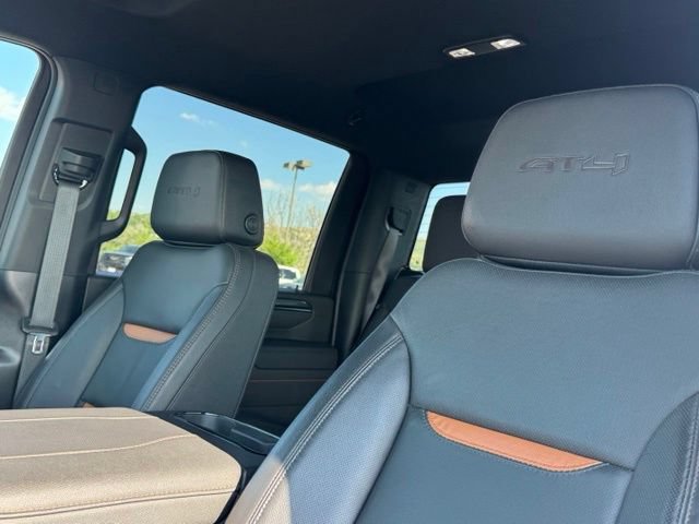 Certified 2025 GMC Sierra 2500 AT4 AWD/4WD image 17