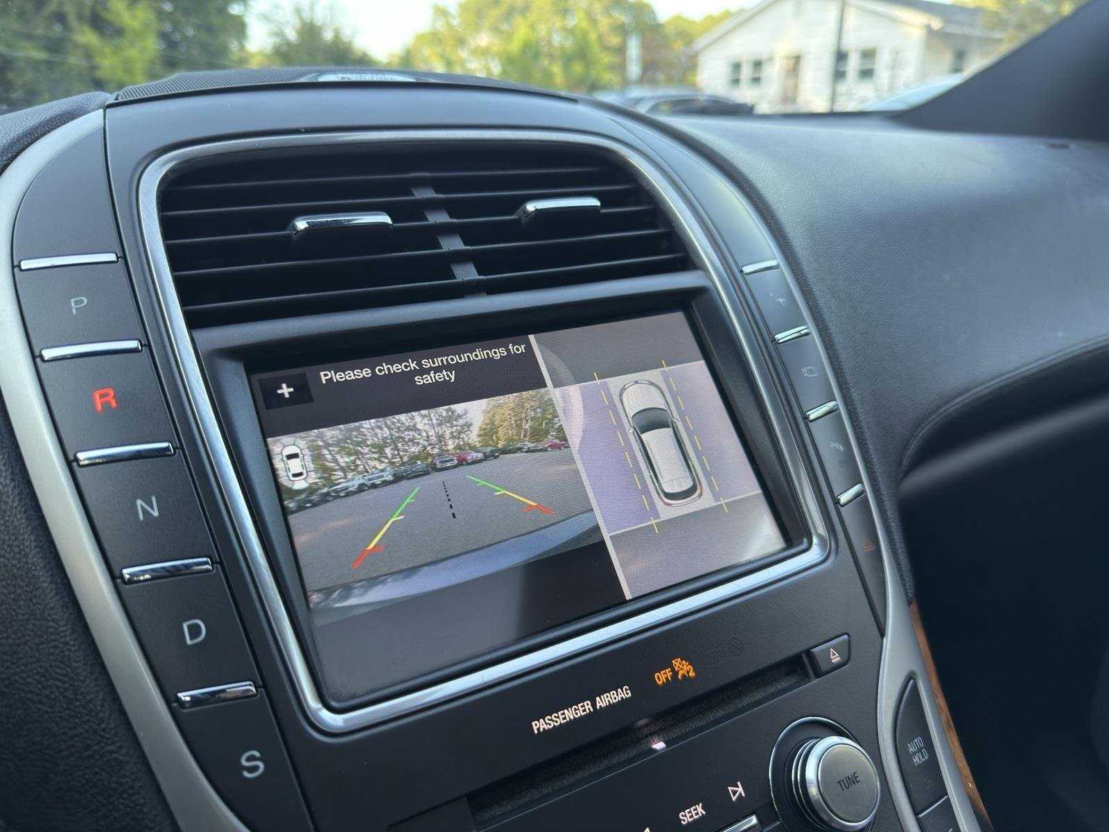 Used 2017 Lincoln MKX Reserve w/ Luxury Package image 36