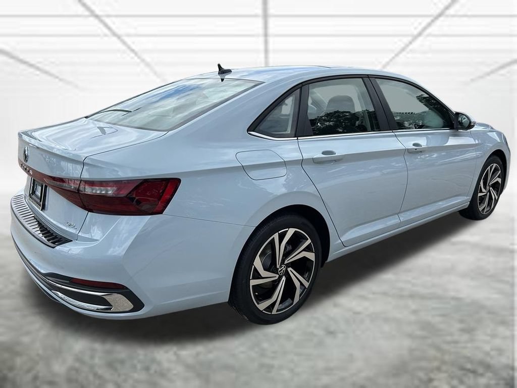 New 2027 Volkswagen Jetta SEL FWD image 6