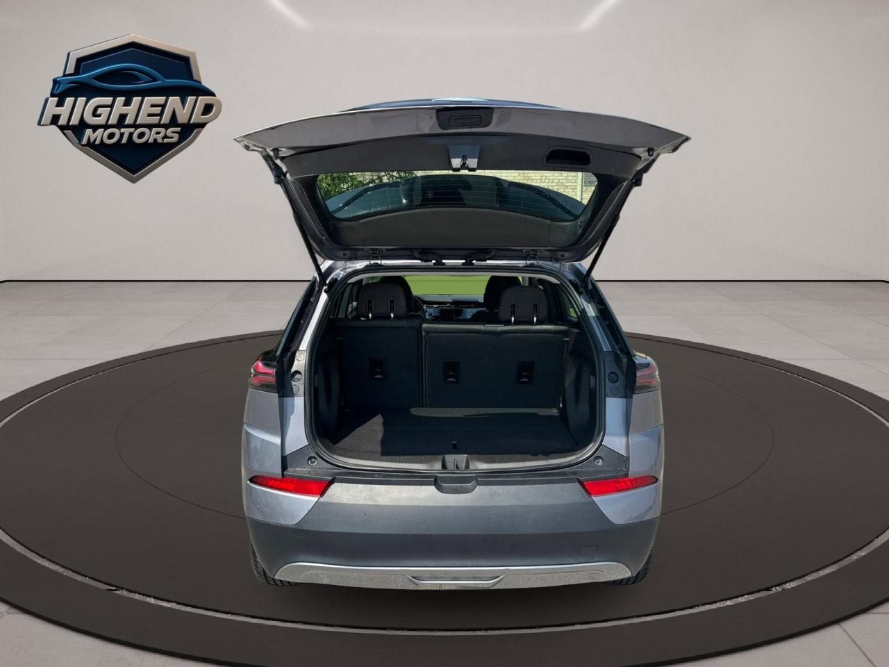 Used 2023 Chevrolet Bolt EUV LT image 15