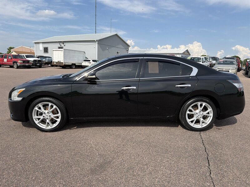 Used 2014 Nissan Maxima 3.5 SV w/ Premium Package FWD image 2