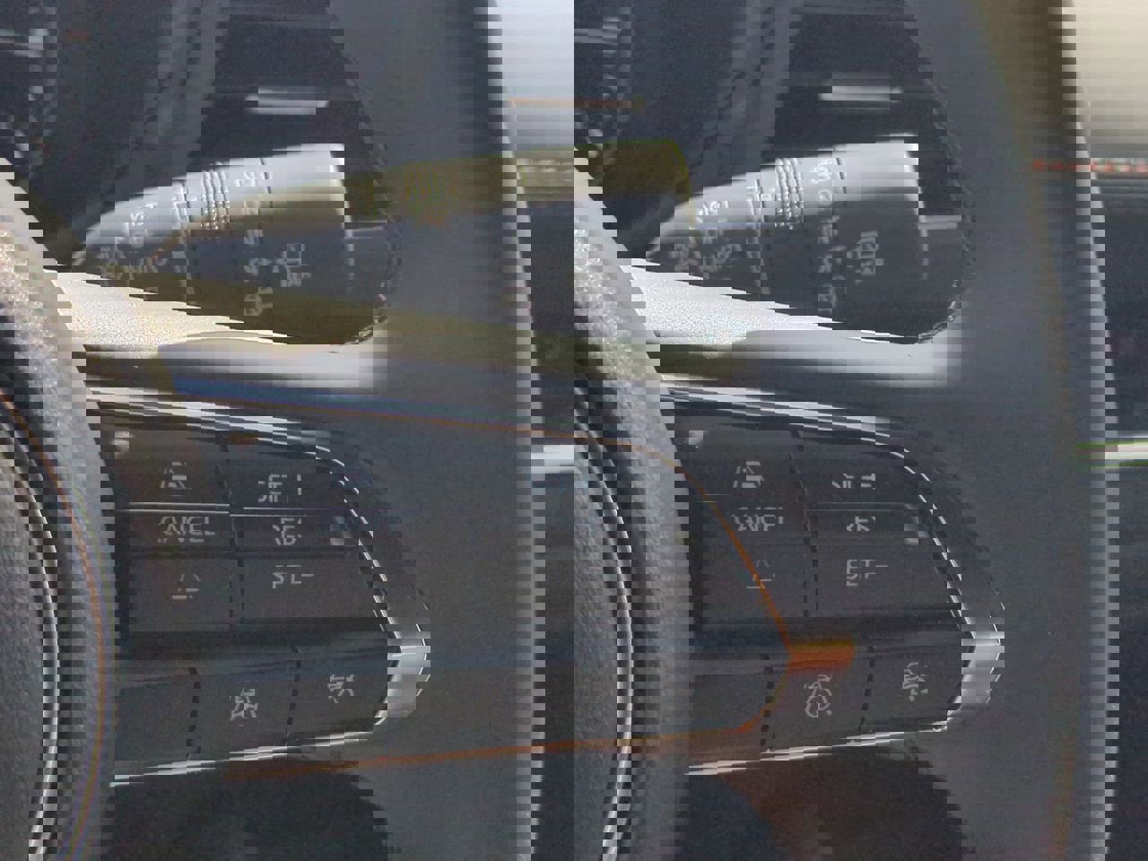 New 2025 MAZDA MAZDA3 Hatchback w/Premium Plus Pkg image 25