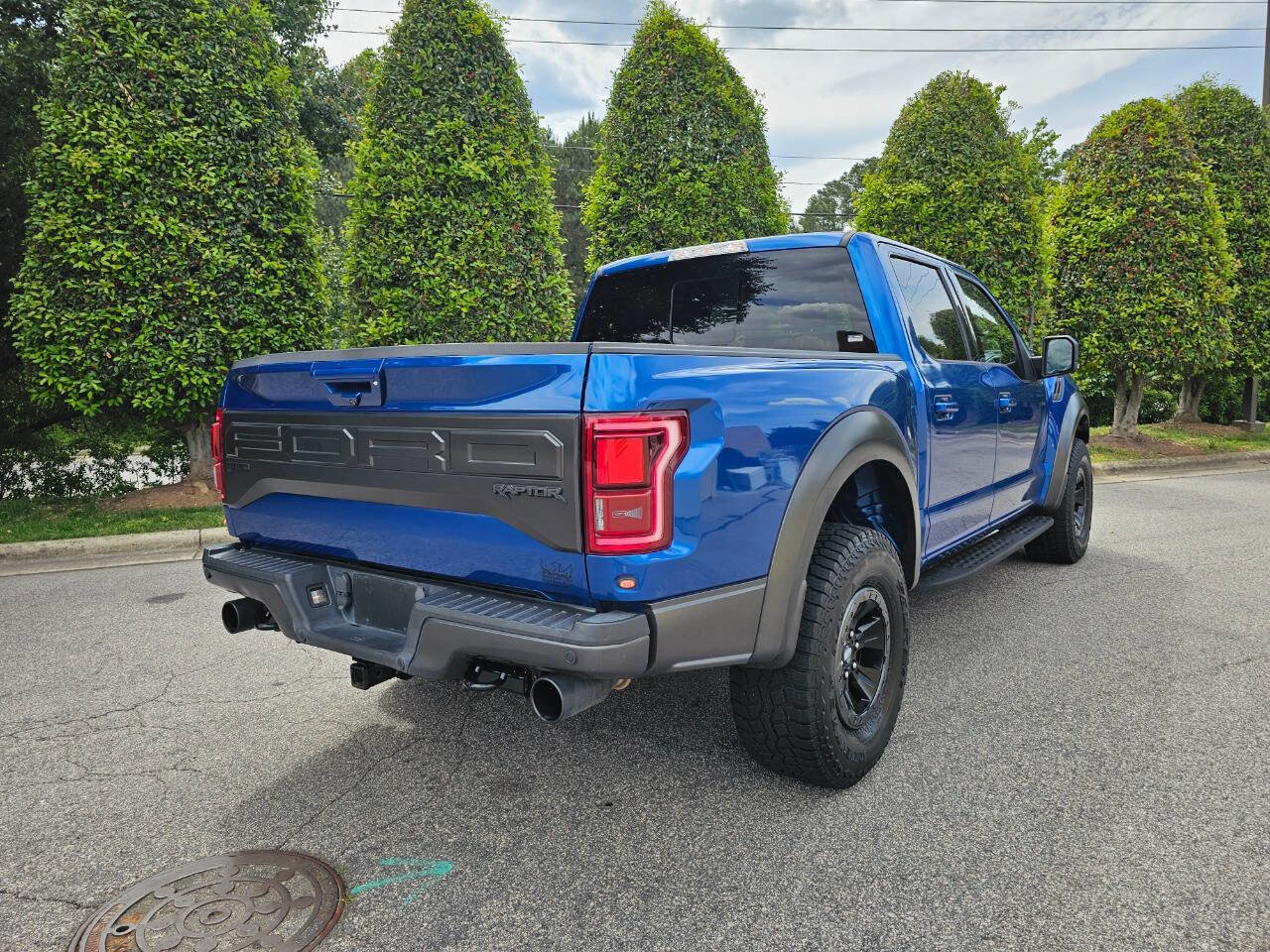 Used 2018 Ford F150 Raptor w/ Equipment Group 802A Luxury image 6