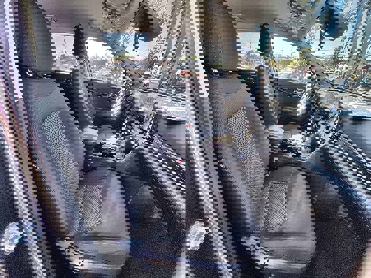 Used 2024 Kia Sportage LX image 25