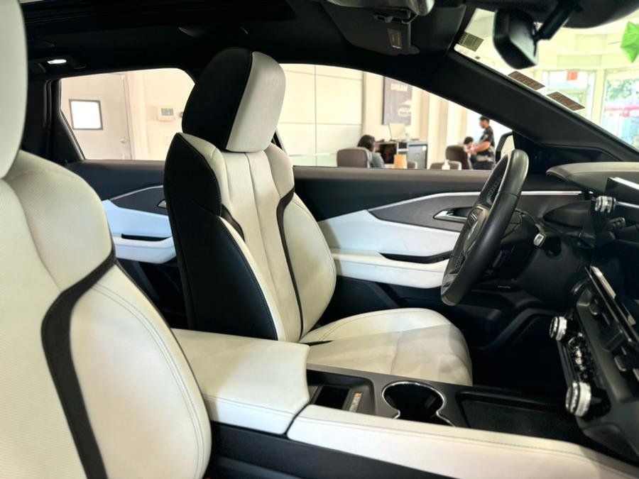 Used 2024 Acura ZDX A-Spec image 22