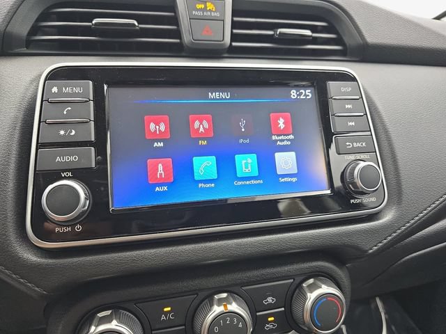 Used 2025 Nissan Versa S w/ Trunk Package FWD image 21