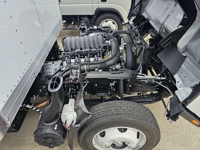 New 2025 Chevrolet Low Cab Forward 5500XG RWD image 9