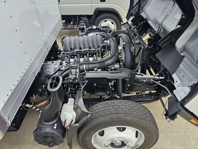 New 2025 Chevrolet Low Cab Forward 5500XG RWD image 9
