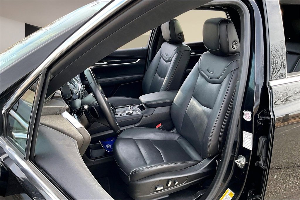 Certified 2023 Cadillac XT5 Premium Luxury image 27