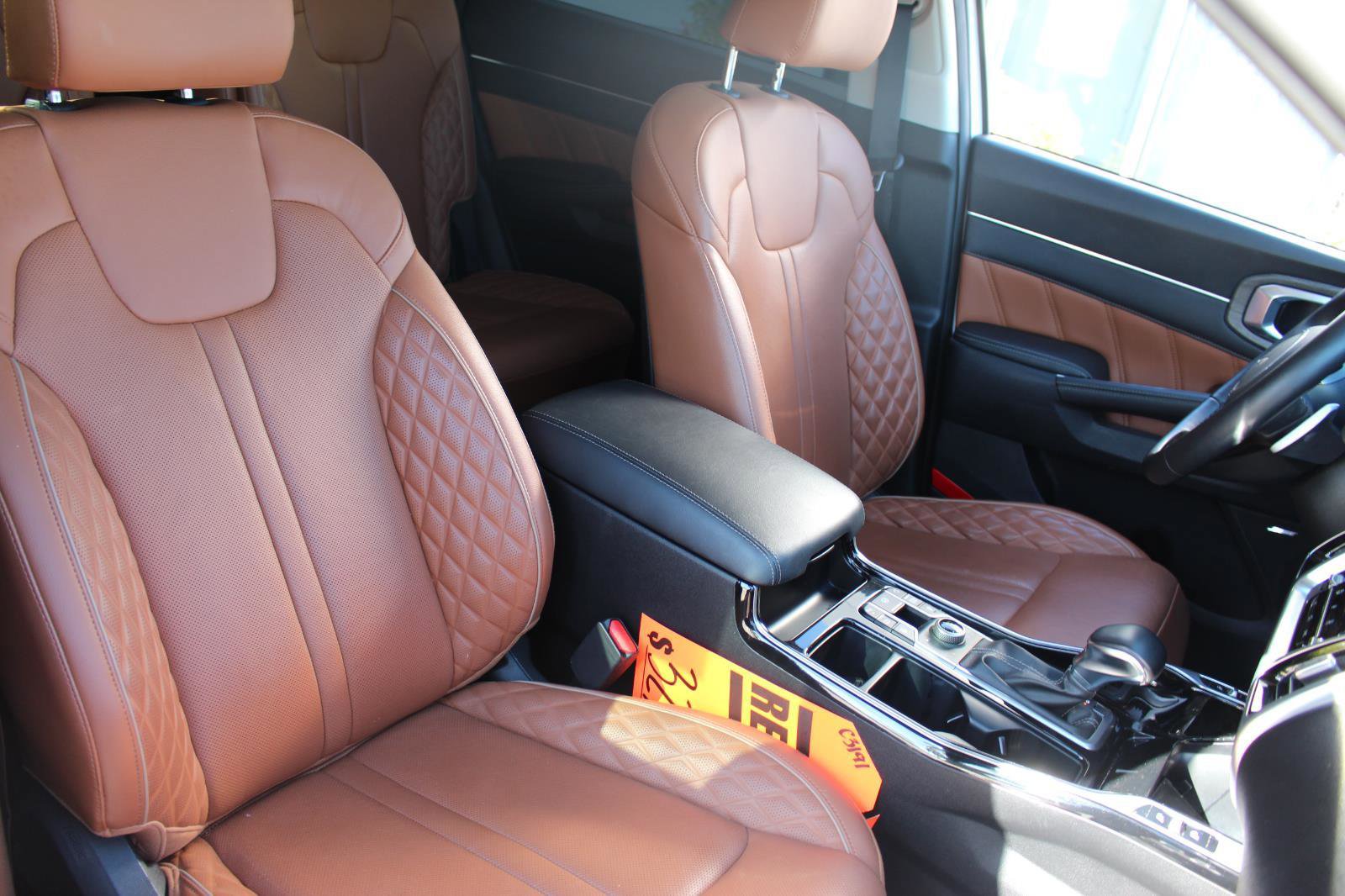 Used 2022 Kia Sorento SX Prestige w/ Rust Color Package image 15