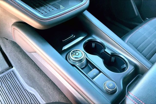 Used 2025 Ford Explorer ST-Line w/ Premium Package image 13