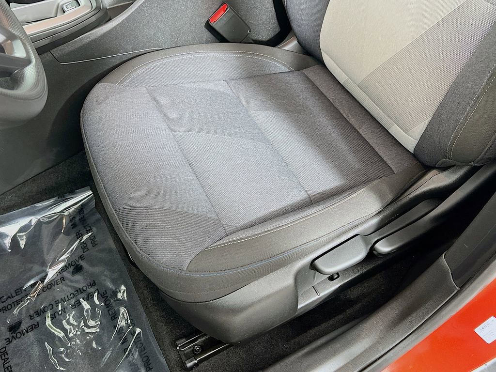 Used 2024 Chevrolet Trax LS w/ LS Convenience Package FWD image 18
