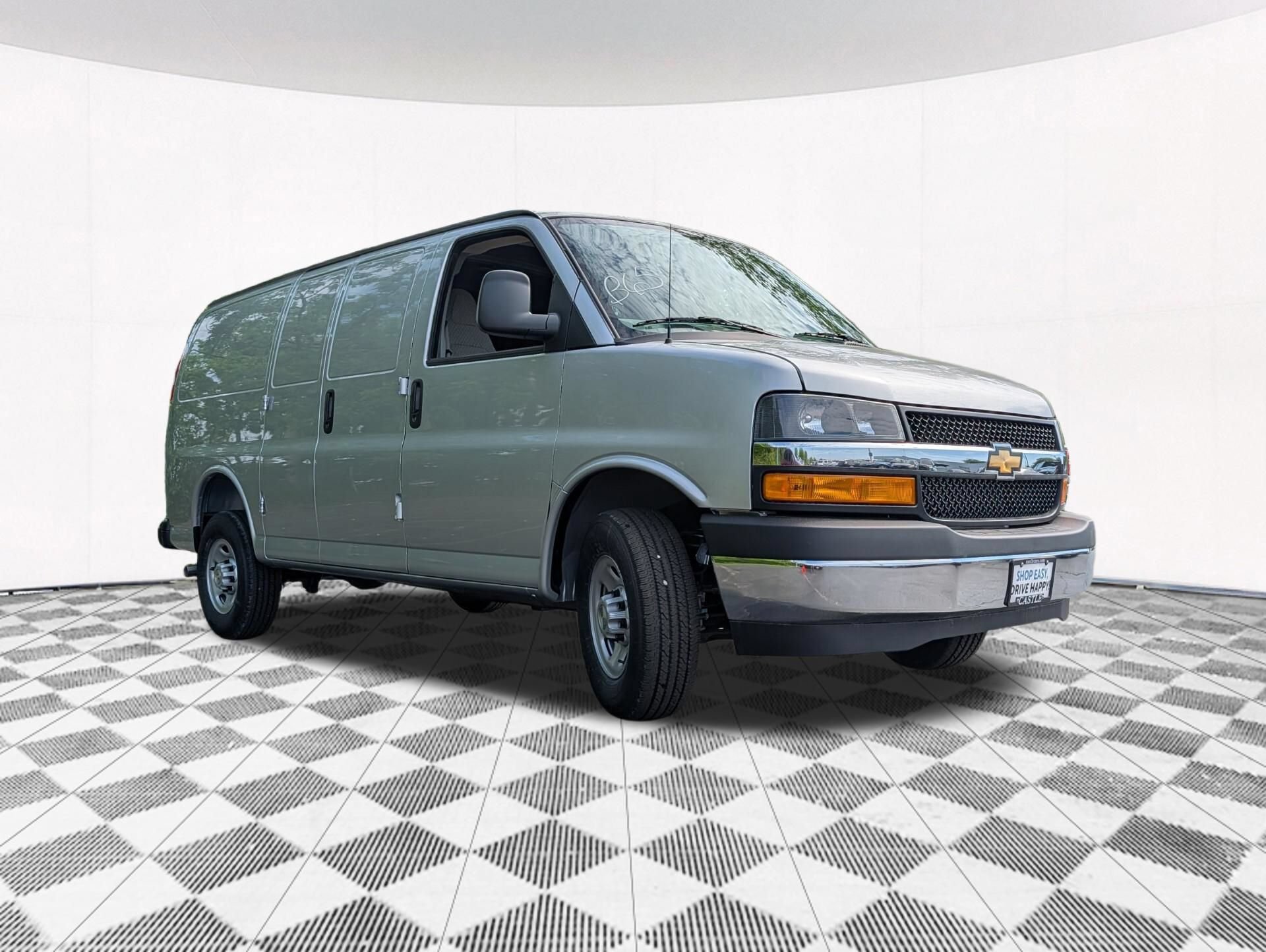 New 2026 Chevrolet Express 2500 w/ Driver Convenience Package RWD image 9