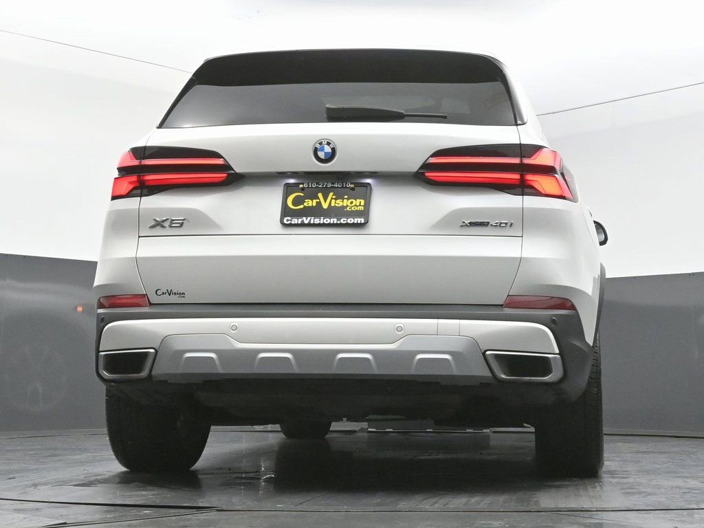 Used 2024 BMW X5 xDrive40i AWD/4WD image 56