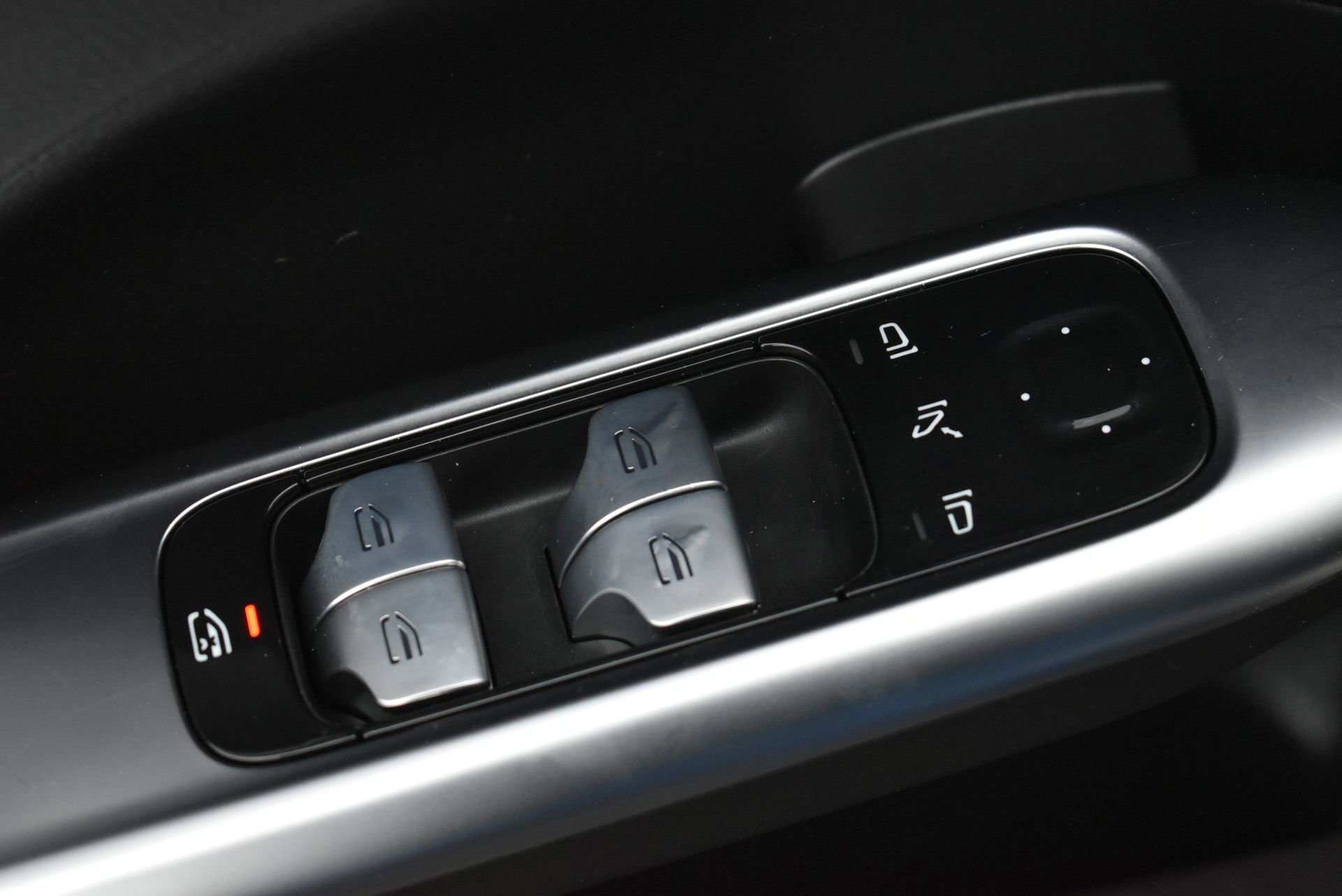 Used 2022 Mercedes-Benz C 300 4MATIC Sedan image 13