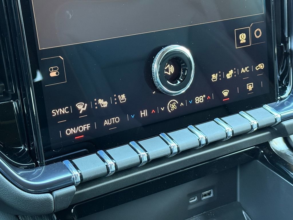 New 2026 GMC Yukon AT4 image 30