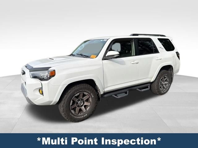Used 2019 Toyota 4Runner TRD Off-Road Premium AWD/4WD image 3