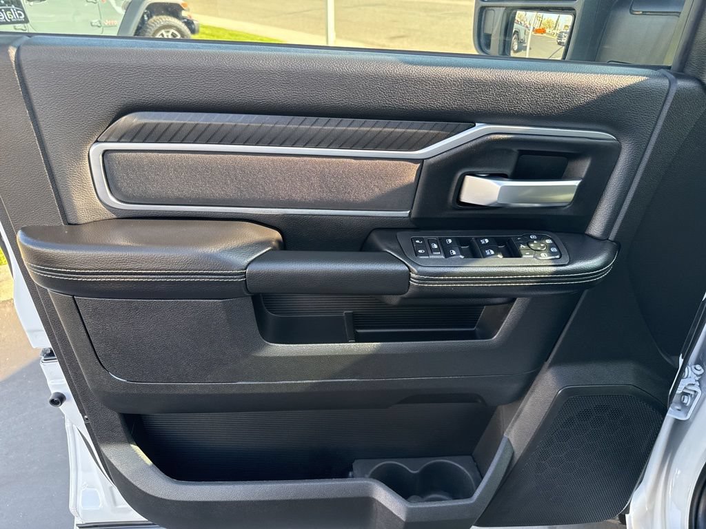 New 2026 RAM 2500 Big Horn AWD/4WD image 20