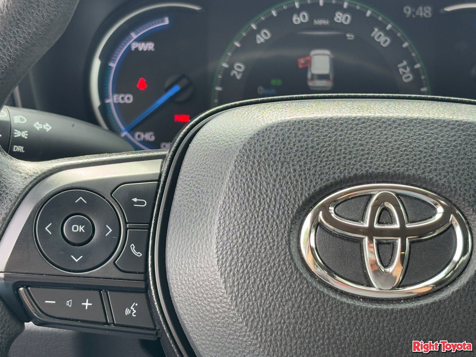 Certified 2025 Toyota RAV4 LE image 22