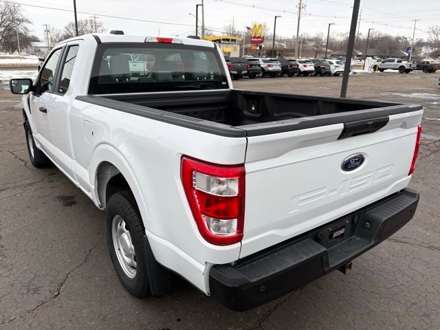 Used 2023 Ford F150 XL w/ Trailer Tow Package image 3