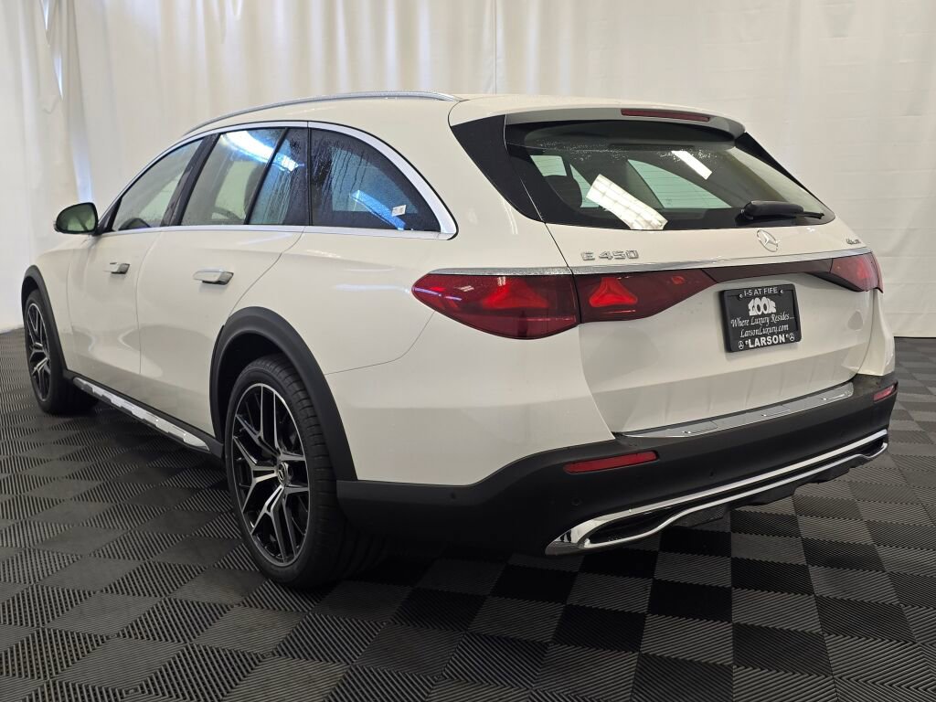 New 2026 Mercedes-Benz E 450 4MATIC All-Terrain Wagon image 4