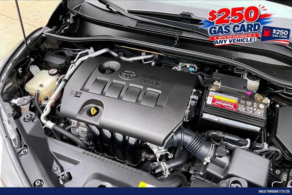 Used 2021 Toyota C-HR LE FWD image 30