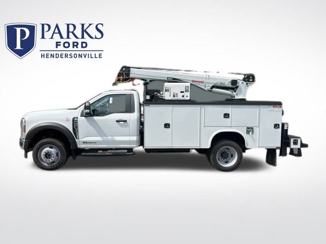 New 2024 Ford F550 4x4 Regular Cab Super Duty image 1