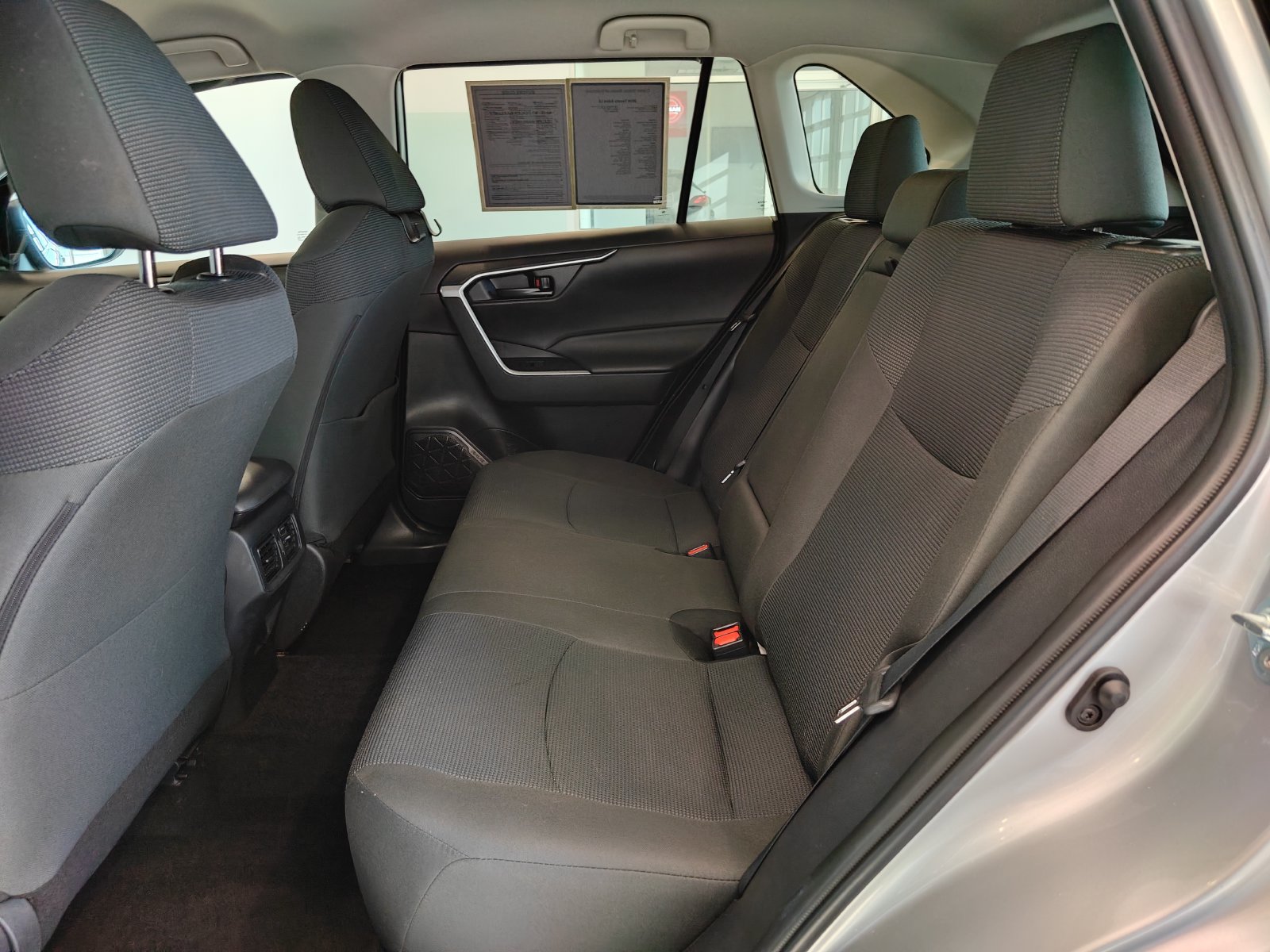 Used 2024 Toyota RAV4 LE AWD/4WD image 10