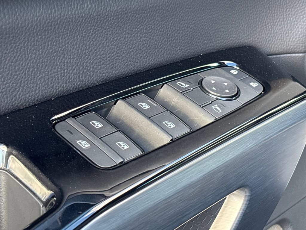 New 2025 Nissan Pathfinder SL image 27