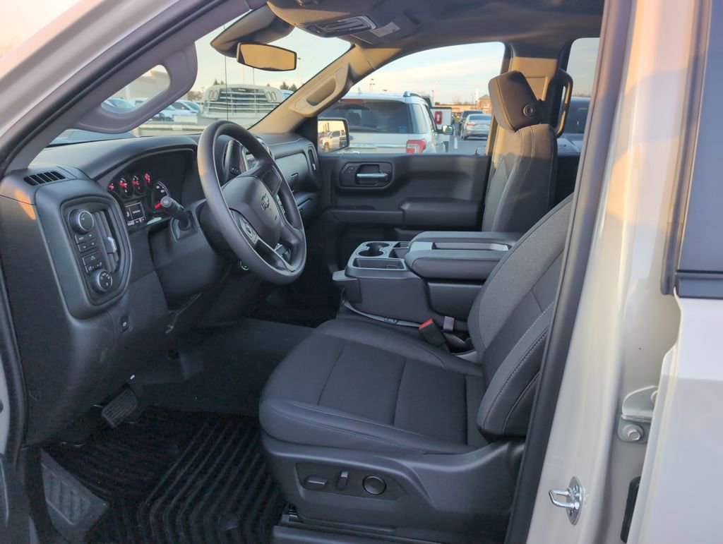 New 2026 Chevrolet Silverado 1500 Custom Trail Boss w/ Dark Appearance Package image 13