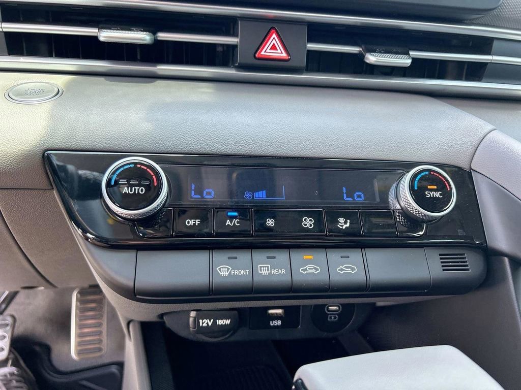 New 2026 Hyundai Elantra Sport FWD image 25